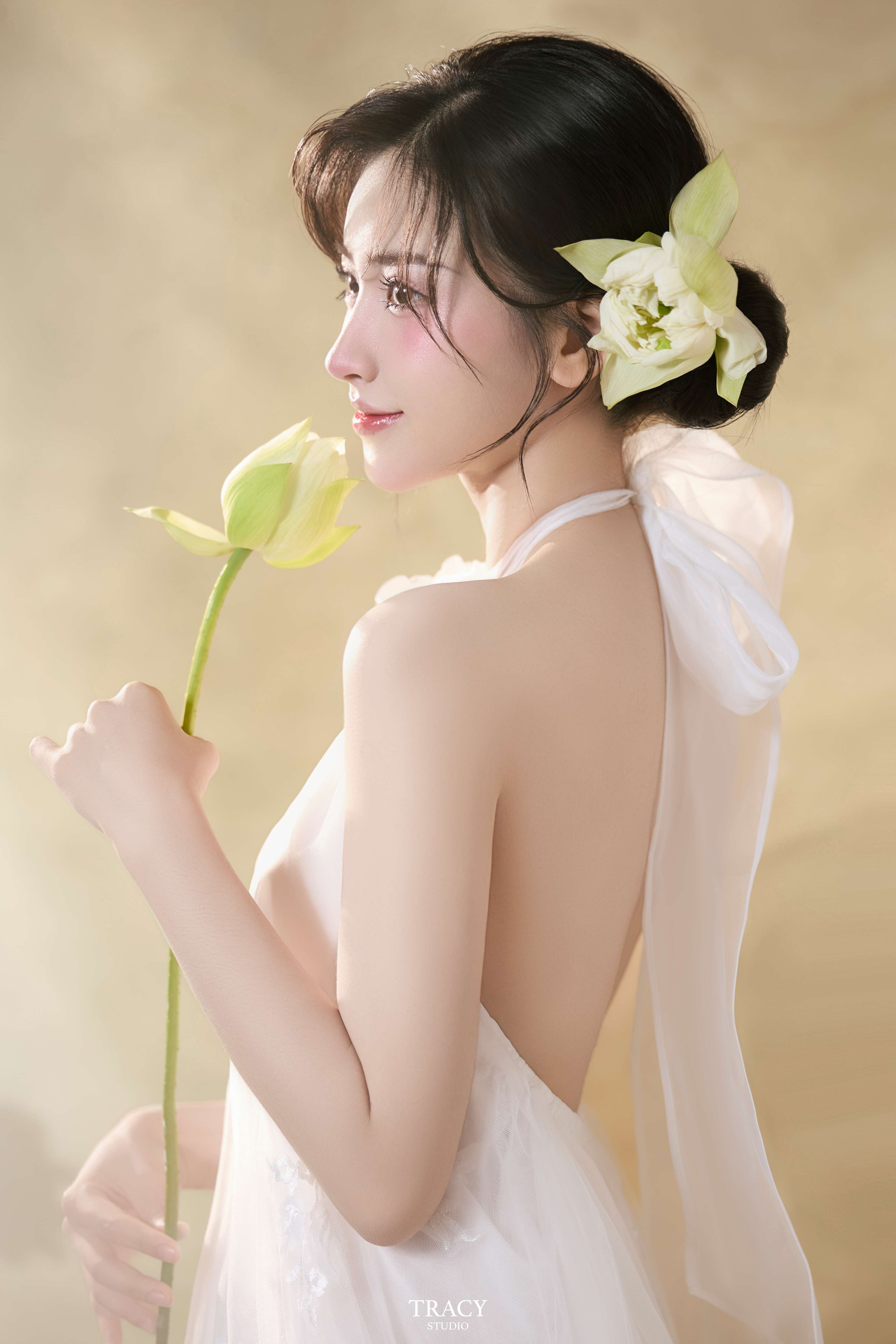 frontend/img/gallery/concept-sen/tracy-studio-chup-concept-sen-trang-diep (2).jpg